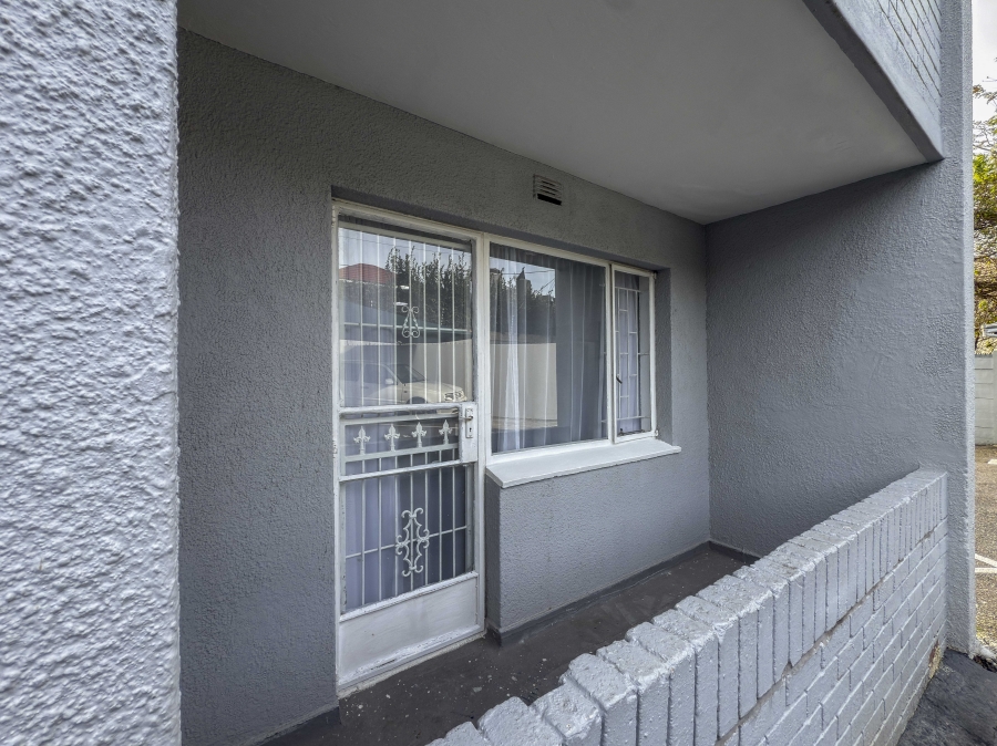 2 Bedroom Property for Sale in Woodstock Western Cape
